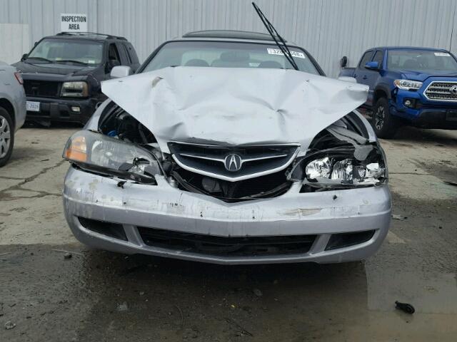 19UYA42423A001688 - 2003 ACURA 3.2CL SILVER photo 9