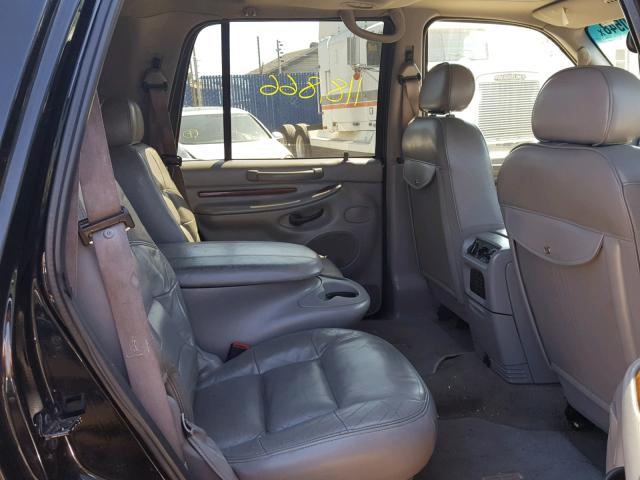 5LMFU28R31LJ28299 - 2001 LINCOLN NAVIGATOR BLACK photo 6