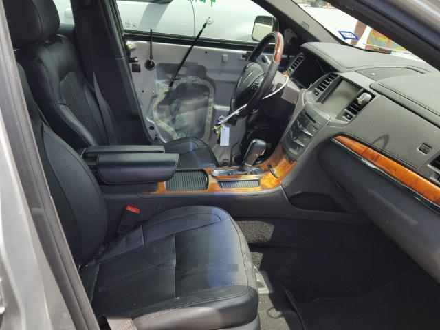 1LNHL9FT3DG603209 - 2013 LINCOLN MKS GRAY photo 5