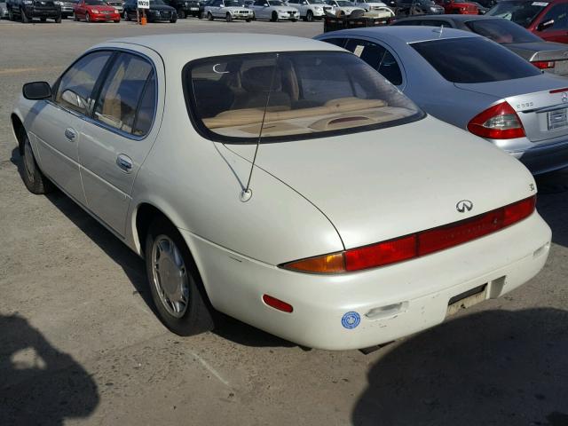 JNKAY21D1SM218436 - 1995 INFINITI J30 WHITE photo 3