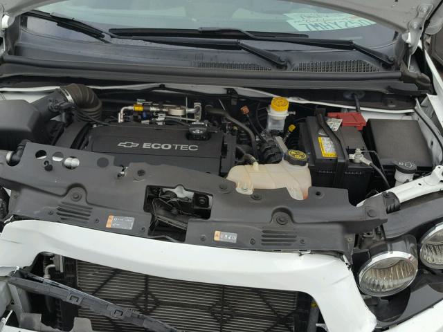 1G1JA6SG9F4130562 - 2015 CHEVROLET SONIC LS 白色 照片 7