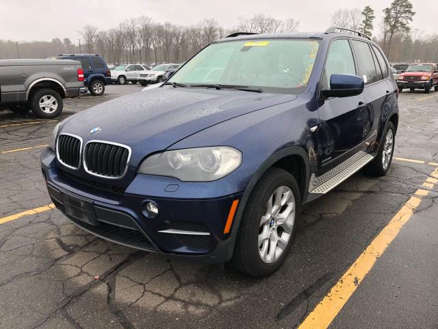 5UXZV4C54BL400019 - 2011 BMW X5 XDRIVE3 BLUE photo 2