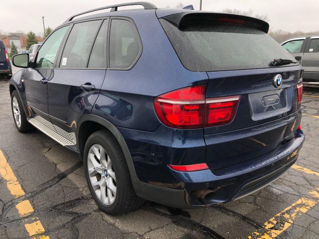 5UXZV4C54BL400019 - 2011 BMW X5 XDRIVE3 BLUE photo 3