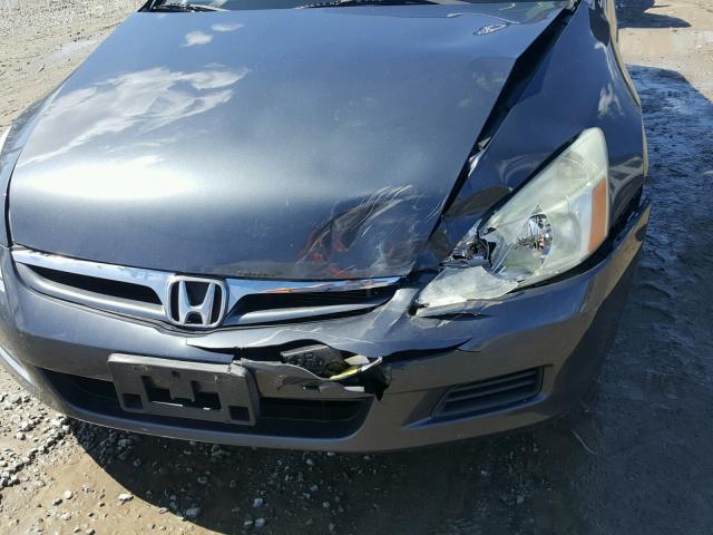 1HGCM56376A094060 - 2006 HONDA ACCORD SE GRAY photo 9