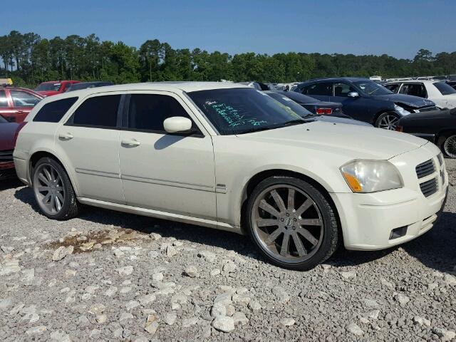 2D8GV58215H549066 - 2005 DODGE MAGNUM R/T CREAM photo 1