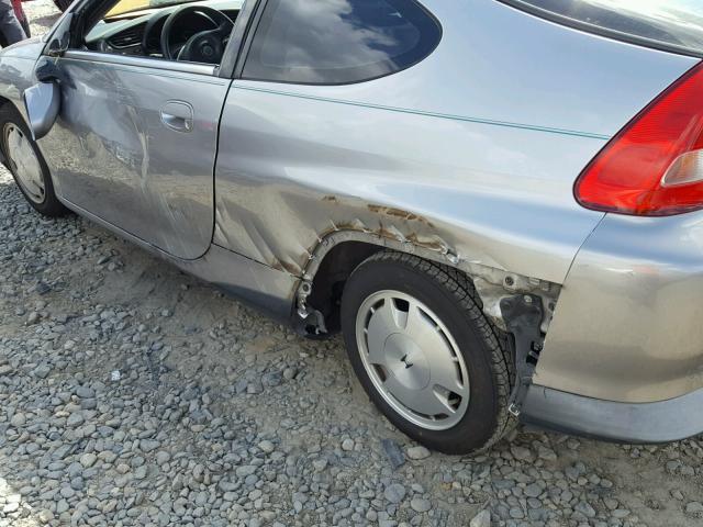 JHMZE14796S000760 - 2006 HONDA INSIGHT SILVER photo 9