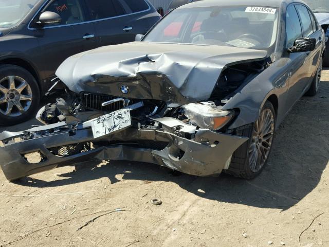 WBAHN83527DT75494 - 2007 BMW 750 GRAY photo 9