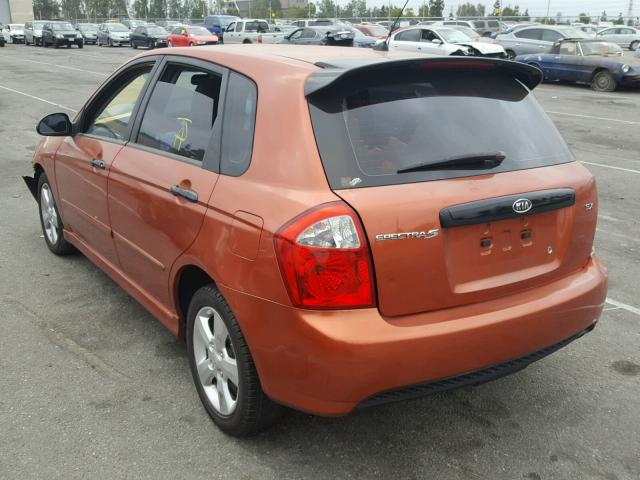 KNAFE242295023084 - 2009 KIA SPECTRA SX ORANGE photo 3