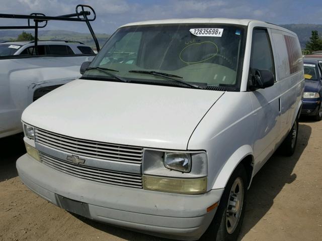 1GCMD19X24B112644 - 2004 CHEVROLET ASTROVAN WHITE photo 2