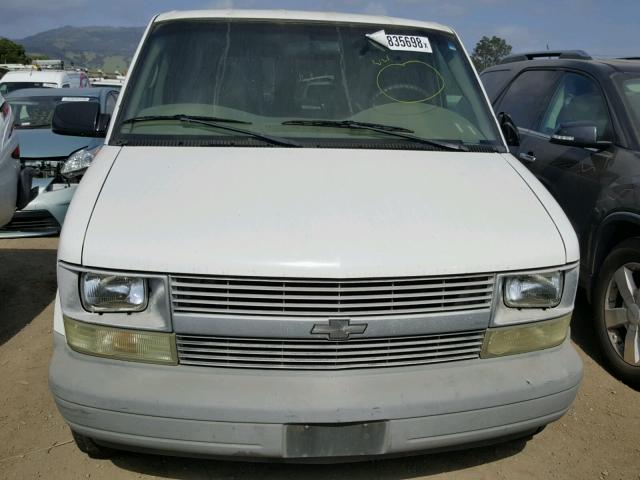 1GCMD19X24B112644 - 2004 CHEVROLET ASTROVAN WHITE photo 9