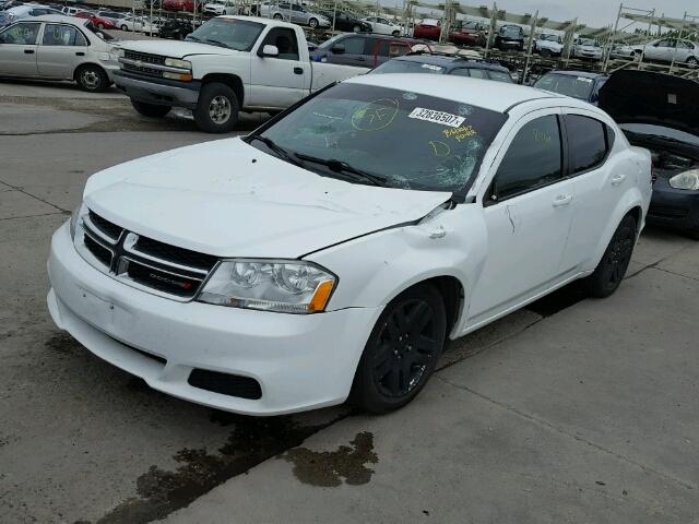 1C3CDZAB3CN220525 - 2012 DODGE AVENGER SE WHITE photo 2