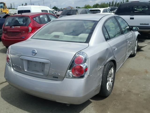 1N4AL11E96N305851 - 2006 NISSAN ALTIMA S SILVER photo 4