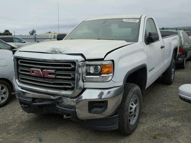 1GT01XEG7FZ507672 - 2015 GMC SIERRA C25 WHITE photo 2