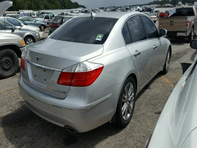 KMHGC4DF9BU139594 - 2011 HYUNDAI GENESIS 4. SILVER photo 4