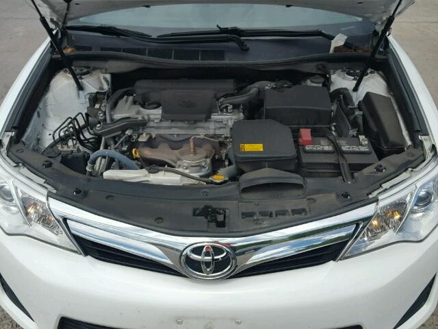 4T1BF1FK8EU419313 - 2014 TOYOTA CAMRY L WHITE photo 7