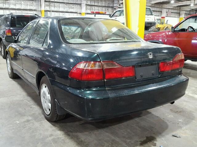 1HGCG5543YA043093 - 2000 HONDA ACCORD LX GREEN photo 3