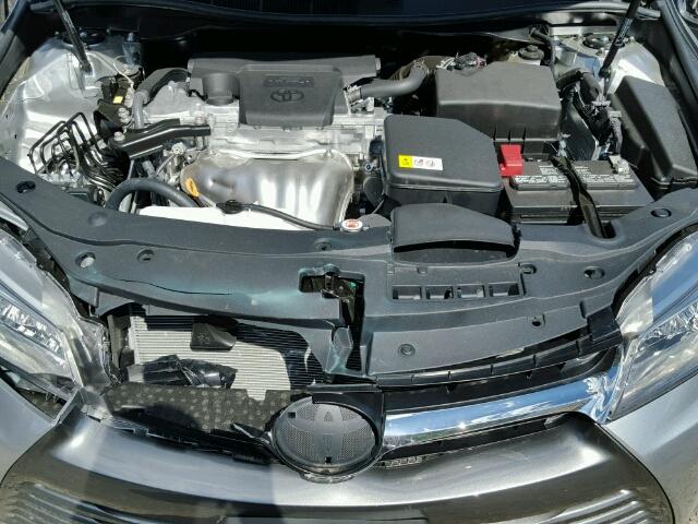 4T1BF1FK3HU764902 - 2017 TOYOTA CAMRY LE GRAY photo 7