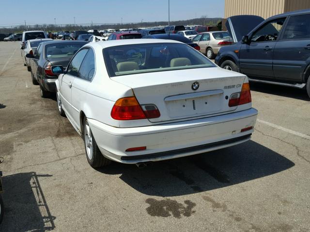 WBABN33482PG58041 - 2002 BMW 325 CI WHITE photo 3