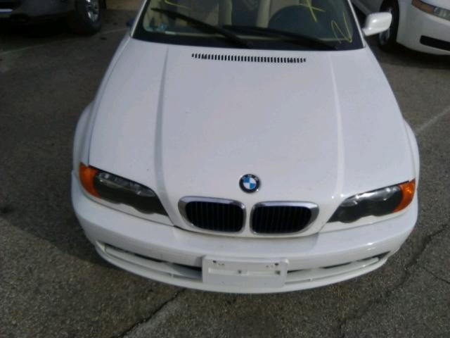 WBABN33482PG58041 - 2002 BMW 325 CI WHITE photo 7