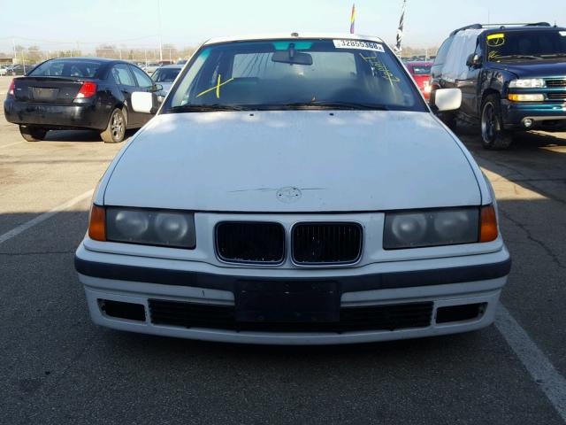 4USCD232XTLB31169 - 1996 BMW 328 I AUTO WHITE photo 9