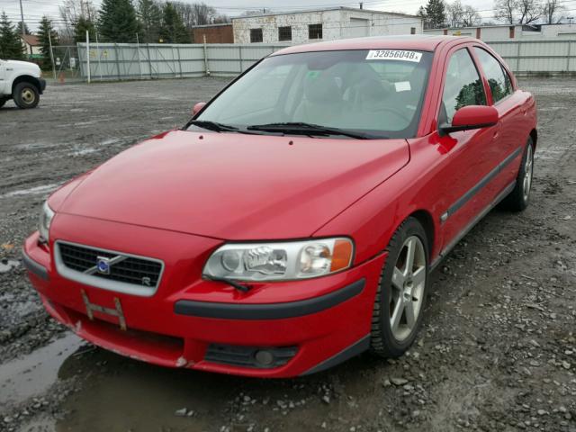 YV1RH52Y942359545 - 2004 VOLVO S60 R RED photo 2