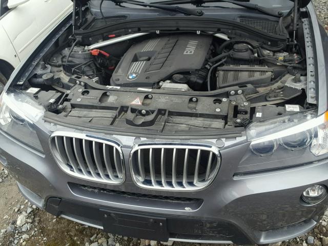 5UXWX5C5XCL721356 - 2012 BMW X3 XDRIVE2 ნაცრისფერი ფოტო 7