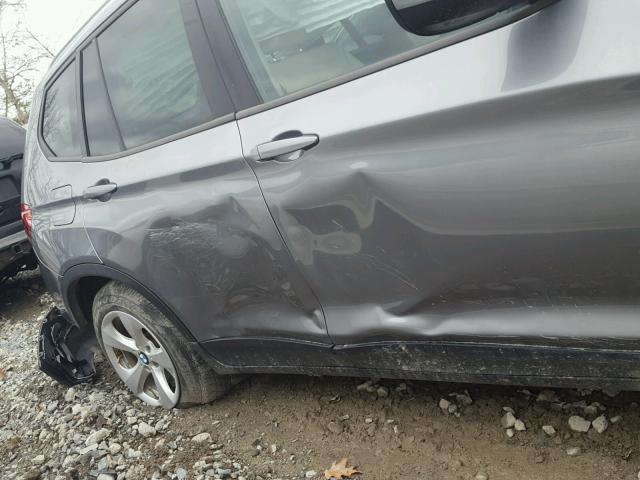 5UXWX5C5XCL721356 - 2012 BMW X3 XDRIVE2 ნაცრისფერი ფოტო 9