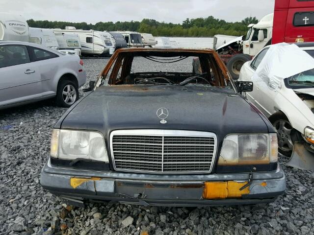 WDBEA34E5RC074230 - 1994 MERCEDES-BENZ E420 BLACK photo 9