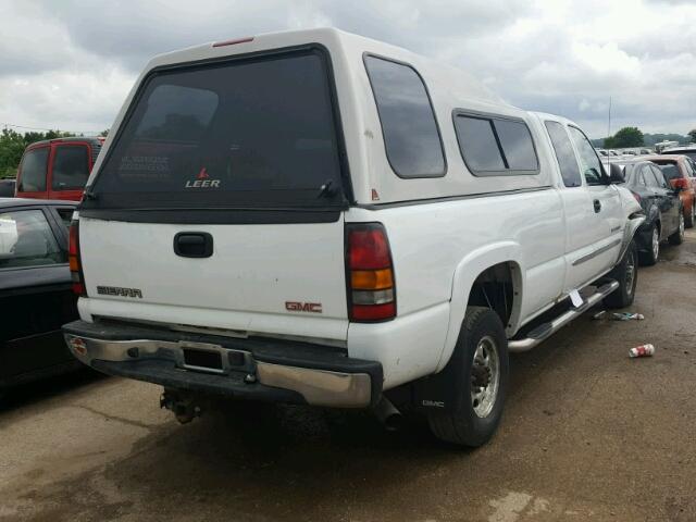 1GTHC29U15E103420 - 2005 GMC SIERRA C25 WHITE photo 4