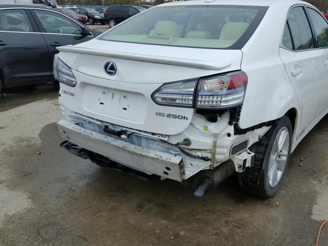 JTHBB1BA0A2027279 - 2010 LEXUS HS 250H WHITE photo 9