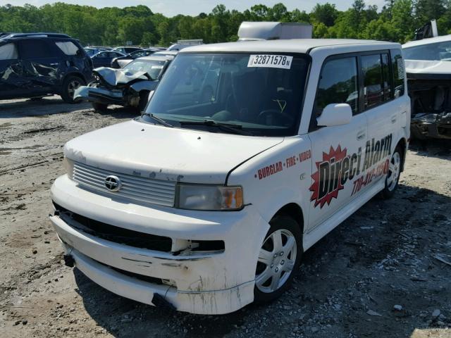 JTLKT324464086274 - 2006 TOYOTA SCION XB WHITE photo 2