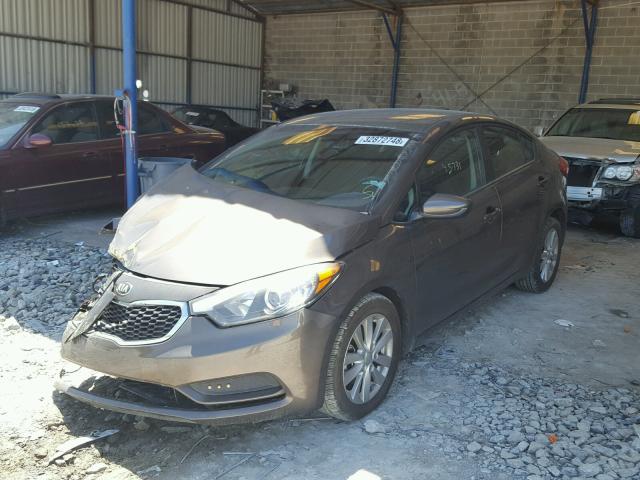 KNAFK4A68E5117329 - 2014 KIA FORTE LX BROWN photo 2