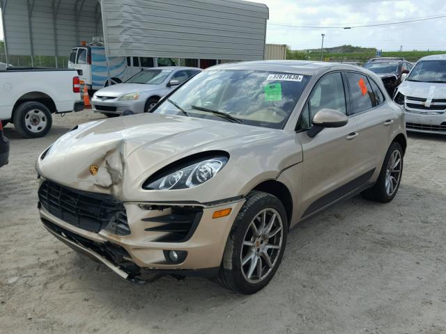 WP1AB2A59HLB10543 - 2017 PORSCHE MACAN S GOLD photo 2