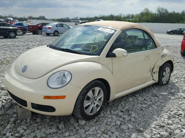 3VWRF31Y59M409131 - 2009 VOLKSWAGEN NEW BEETLE 米色 照片 2