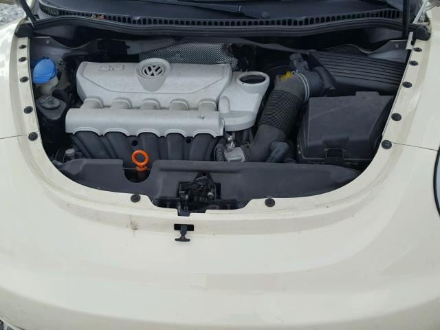 3VWRF31Y59M409131 - 2009 VOLKSWAGEN NEW BEETLE 米色 照片 7