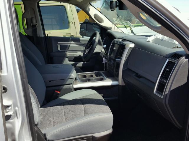 3C63RRHL9HG675592 - 2017 RAM 3500 SLT SILVER photo 5