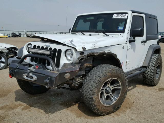 1C4AJWAG3CL161607 - 2012 JEEP WRANGLER S WHITE photo 2