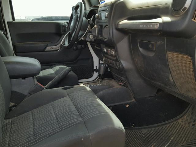 1C4AJWAG3CL161607 - 2012 JEEP WRANGLER S WHITE photo 5