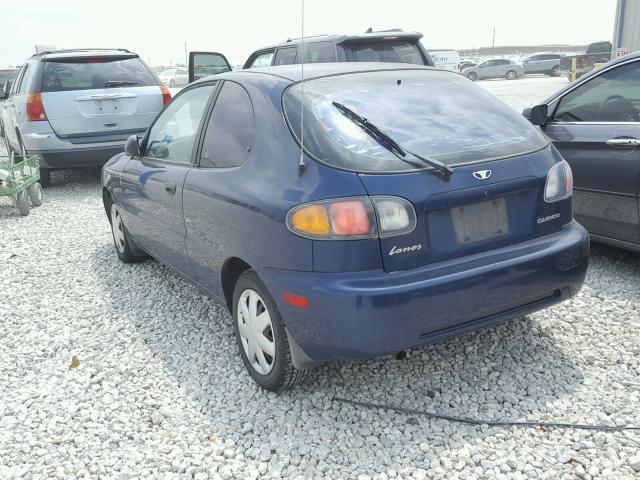 KLATA22682B699609 - 2002 DAEWOO LANOS S BLUE photo 3