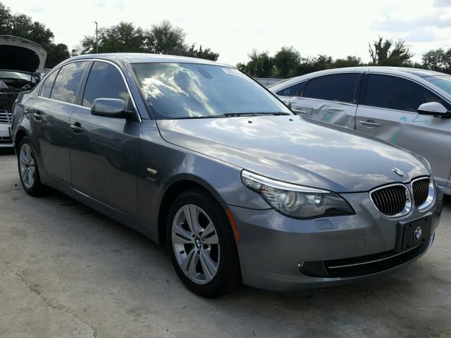 WBANV1C57AC158661 - 2010 BMW 528 XI GRAY photo 1