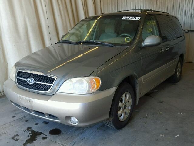 KNDUP131546580159 - 2004 KIA SEDONA EX/ GRAY photo 2