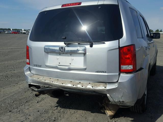 5FNYF4H72BB094817 - 2011 HONDA PILOT EXLN SILVER photo 9