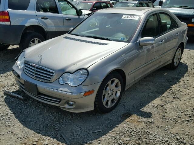 WDBRF92H16F803658 - 2006 MERCEDES-BENZ C GENERATI SILVER photo 2