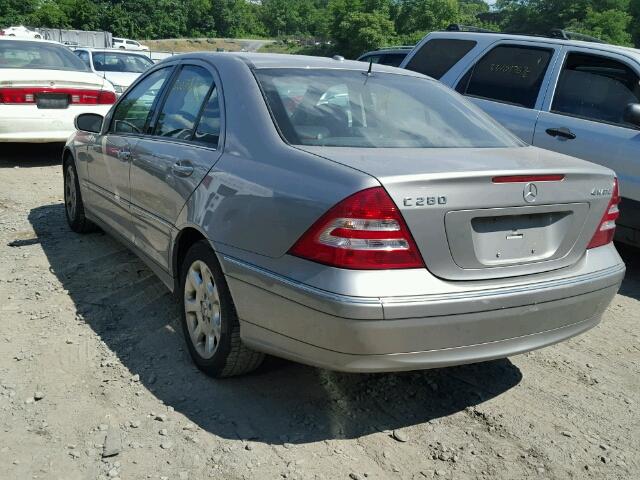 WDBRF92H16F803658 - 2006 MERCEDES-BENZ C GENERATI SILVER photo 3