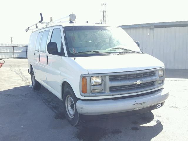 1GCFG25W2Y1200169 - 2000 CHEVROLET EXPRESS G2 WHITE photo 1