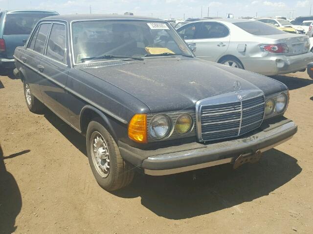 WDB0A3BB229476 - 1981 MERCEDES-BENZ 300D BLUE photo 1