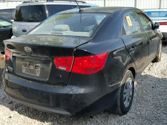 KNAFT4A27B5458257 - 2011 KIA FORTE LX BLACK photo 4