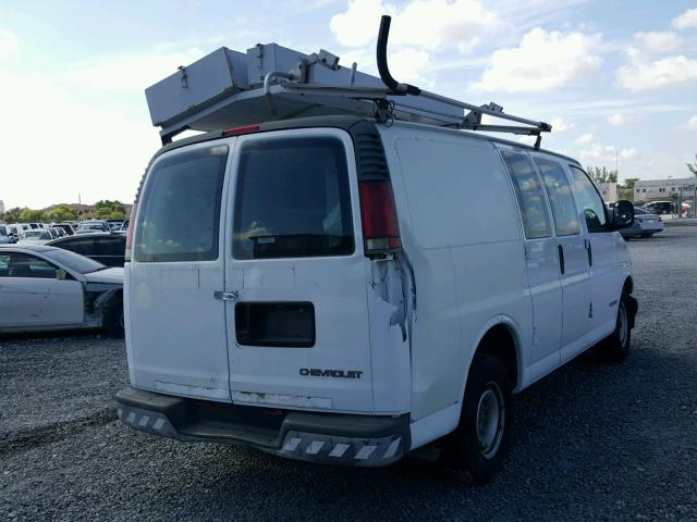 1GCFG25M2W1110144 - 1998 CHEVROLET EXPRESS G2 WHITE photo 4