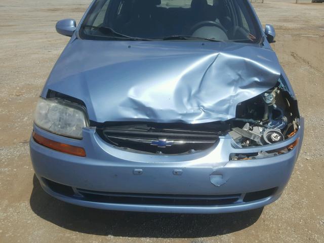 KL1TD52645B455498 - 2005 CHEVROLET AVEO BASE Niebieski zdjęcie 7