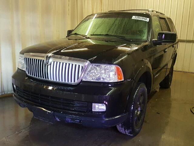 5LMFU28555LJ11555 - 2005 LINCOLN NAVIGATOR 黑色 照片 2